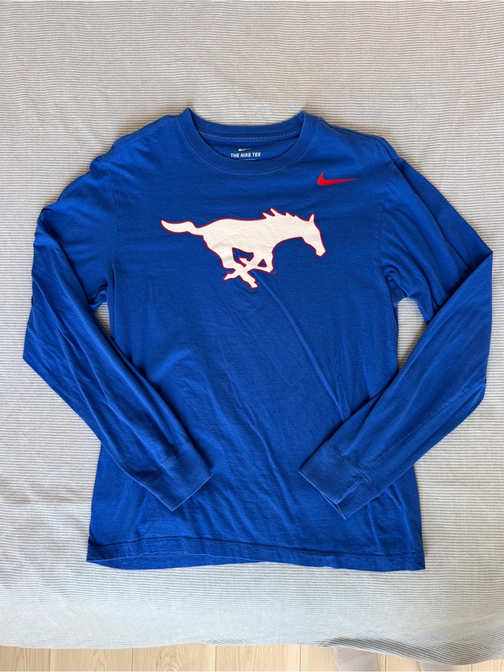 Nike blue SMU Mustang long sleeve, Size S